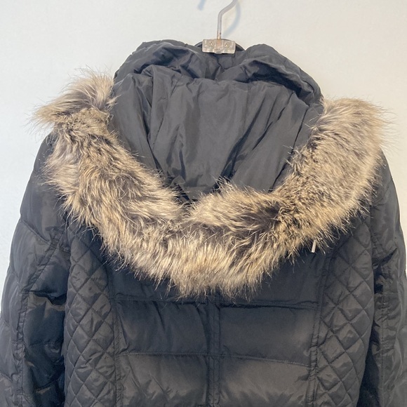 London Fog Black Down Puffer with Detachable Faux Fur Hood Size M… - Picture 11 of 15